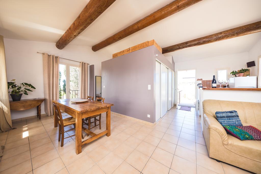 Le Mas De Plein Pagnier Mazan Habitación foto